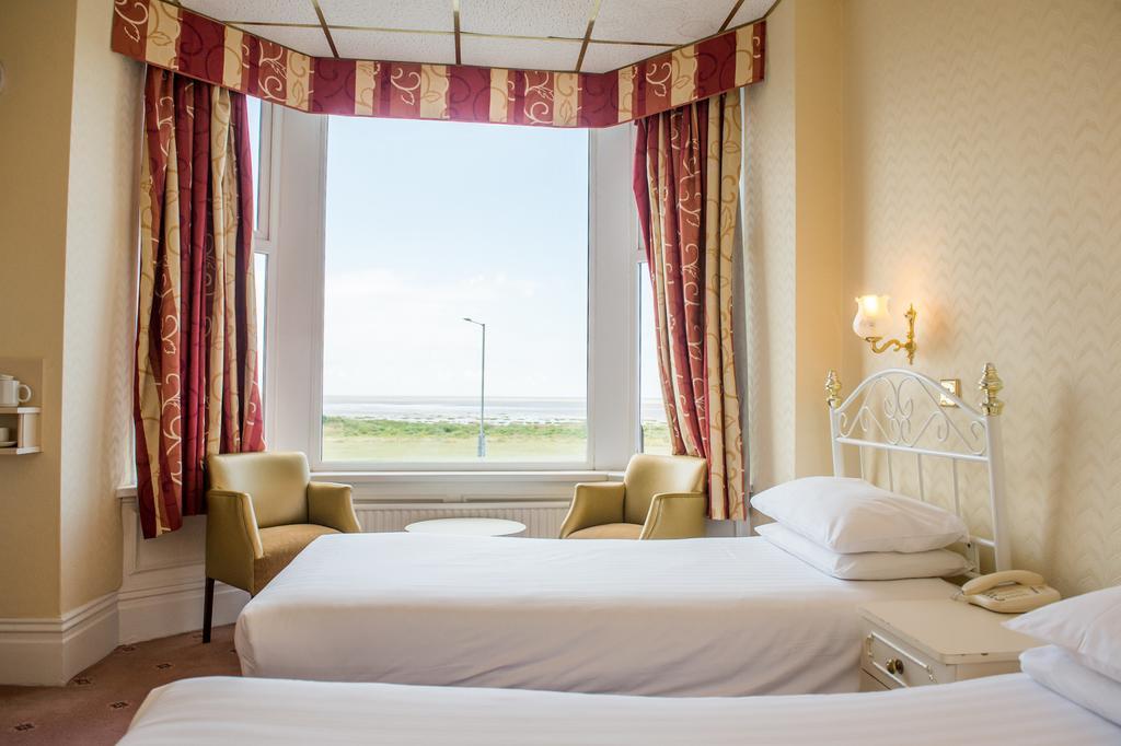 The Chadwick Hotel Lytham St. Annes Eksteriør bilde